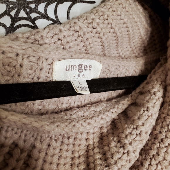 Umgee Oversized Knit Sweater - Picture 5 of 6
